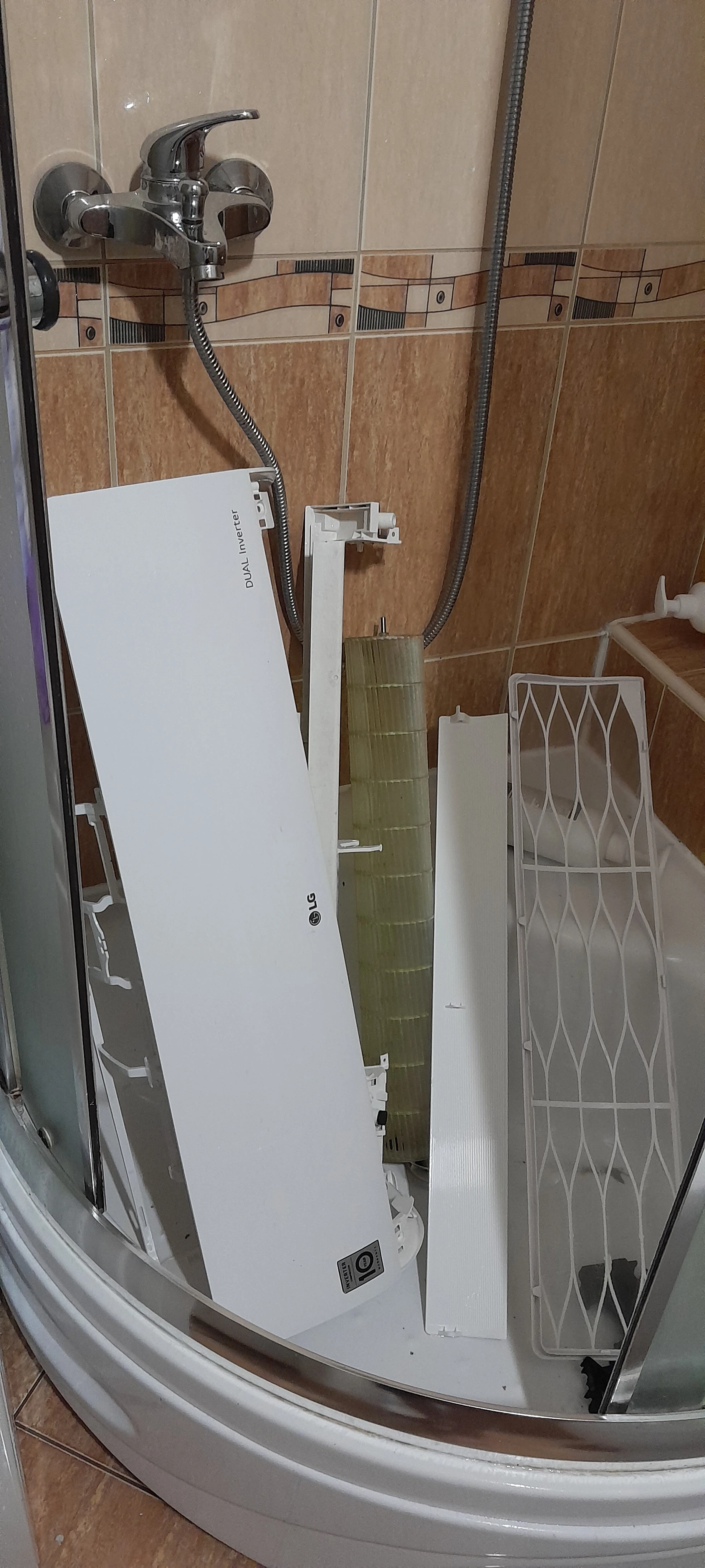 LG - Godišnji servis i dezinfekcija protiv buđi