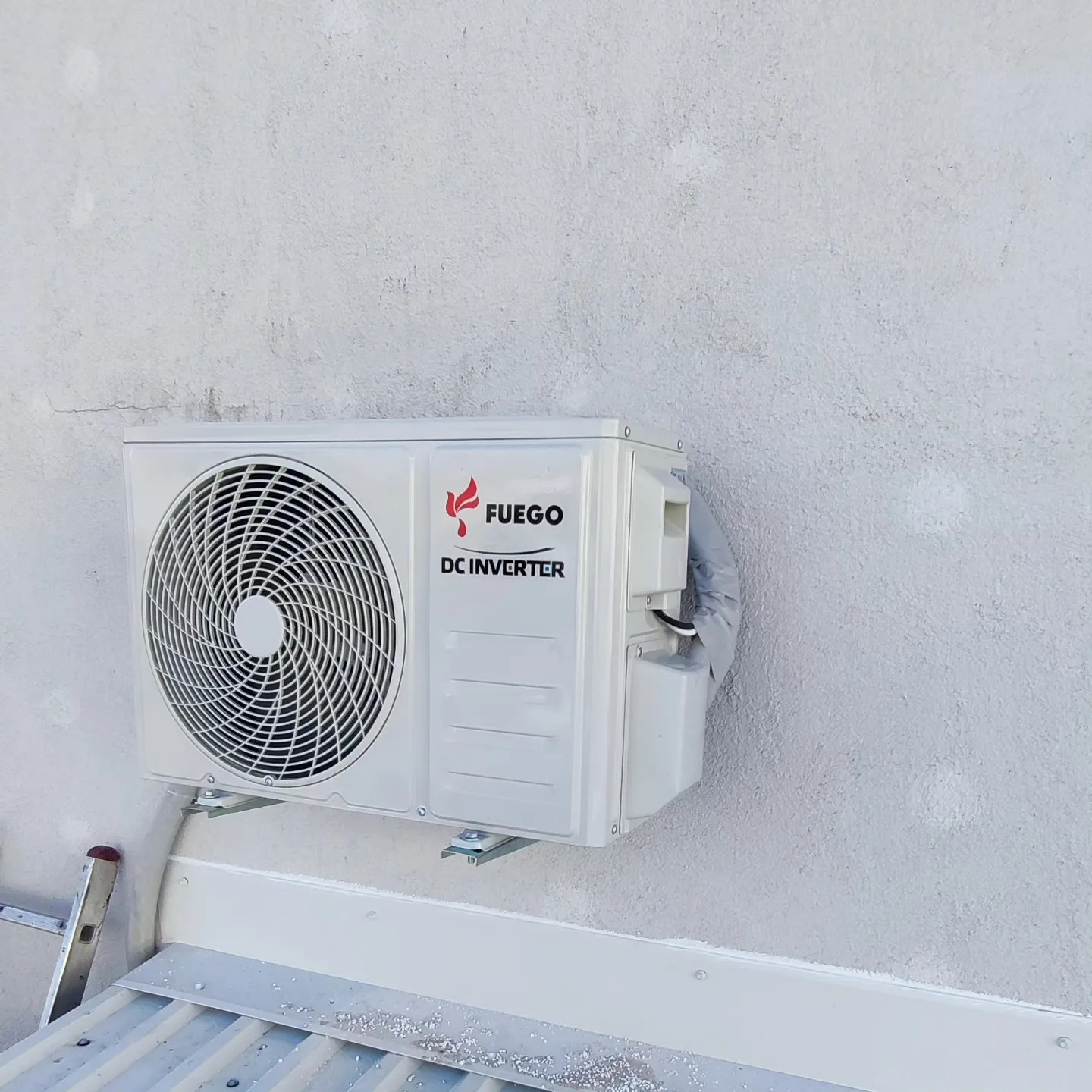 Prodaja Fuego klima sa uključenom montažom i garancijom